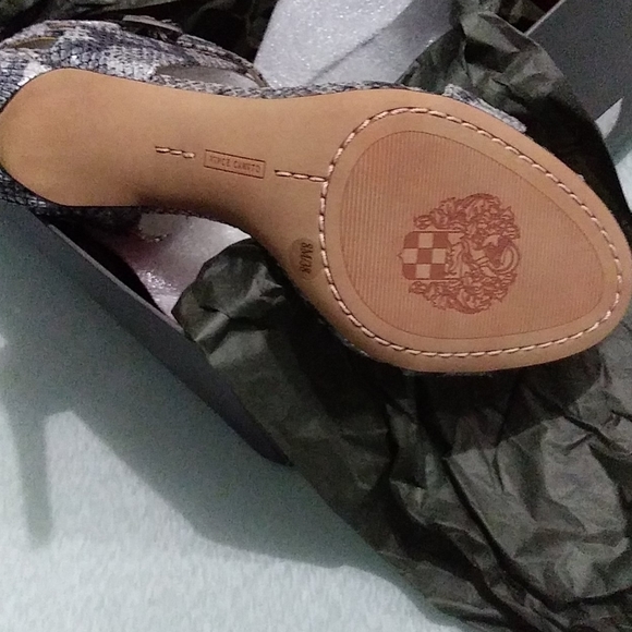 Vince Camuto - Women’s Tarma Sandal - Picture 4 of 6